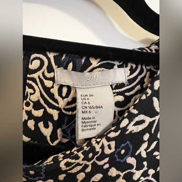 H&M Embroidered Dress - Blue and Tan size 6 - Picture 9 of 9